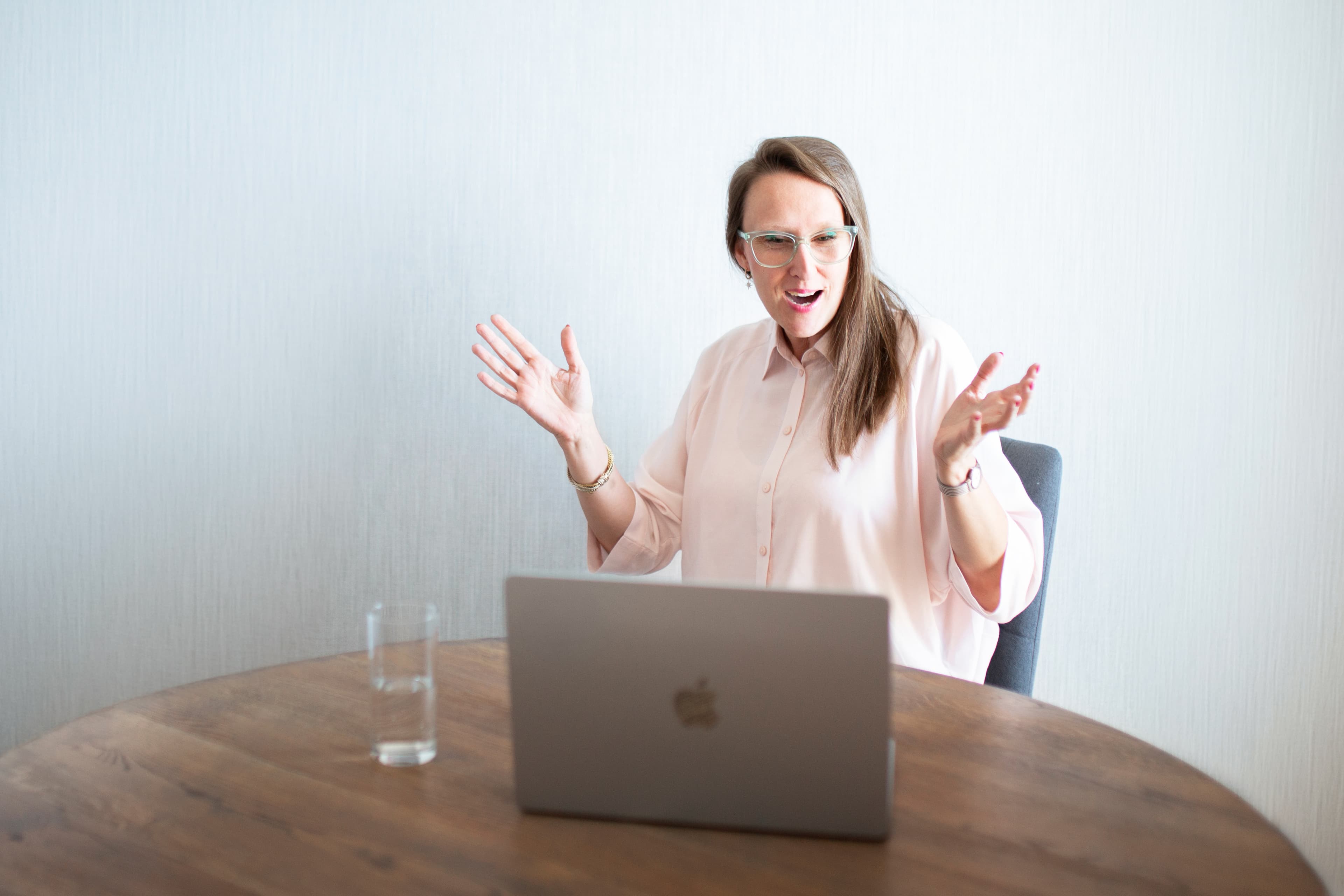 Expert Voice™ — Autorski program coachingu językowego dla trenerów, coachów i ekspertów
